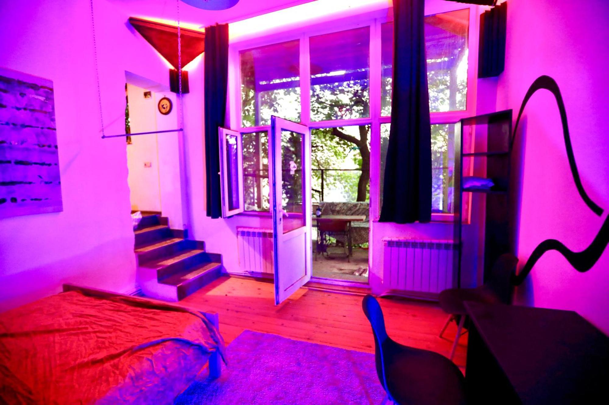 Cosy Studio With Beautiful Garden Ереван Экстерьер фото