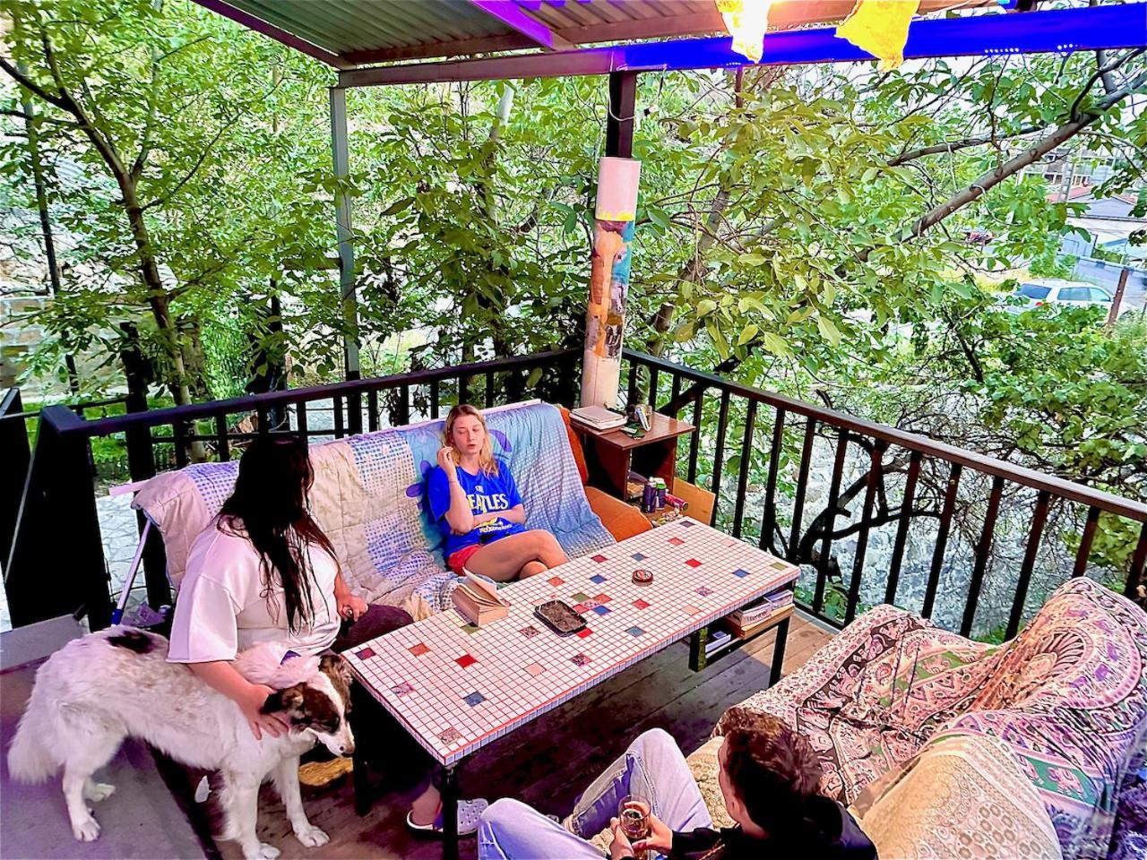 Cosy Studio With Beautiful Garden Ереван Экстерьер фото